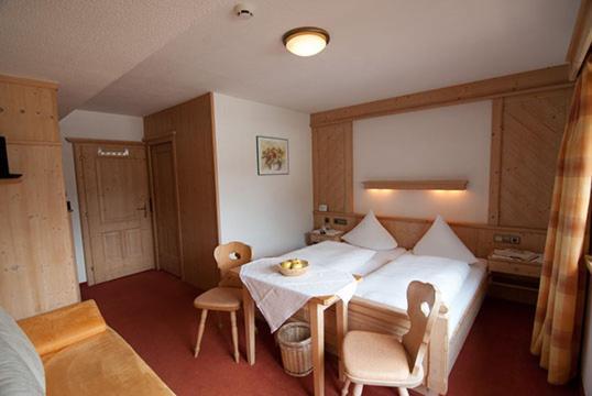 Appartement Pension Strolz Bichlbach Exteriér fotografie